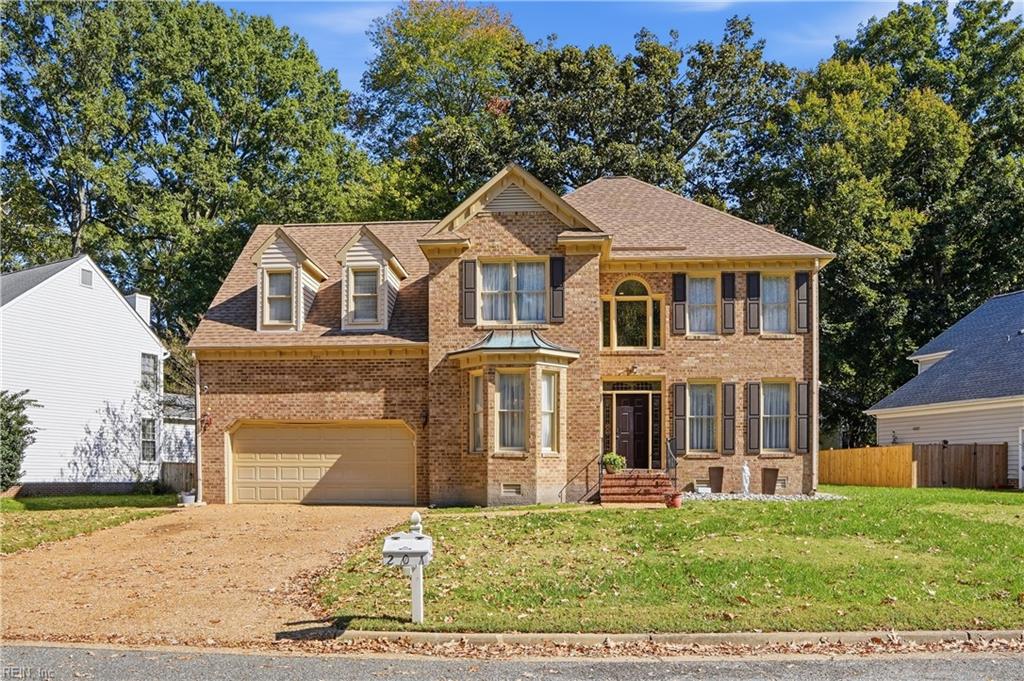 Photo of 201 W Wedgwood Drive, Yorktown, VA 23693 (MLS # 10659811)