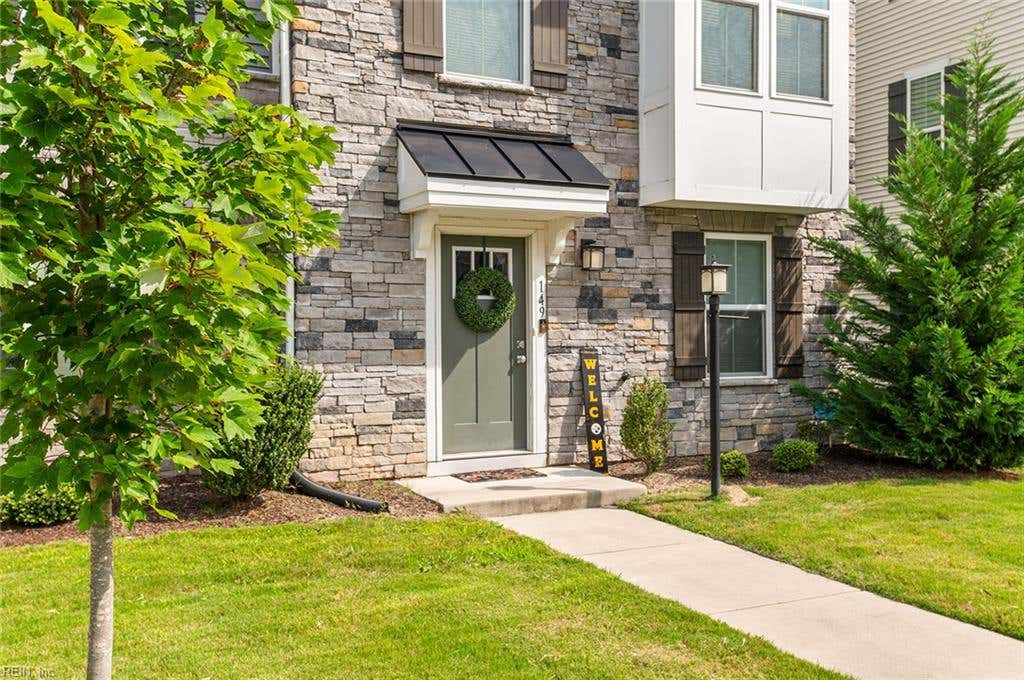 Photo of 149 Spring Grove Way, Smithfield, VA 23430 (MLS # 10649068)