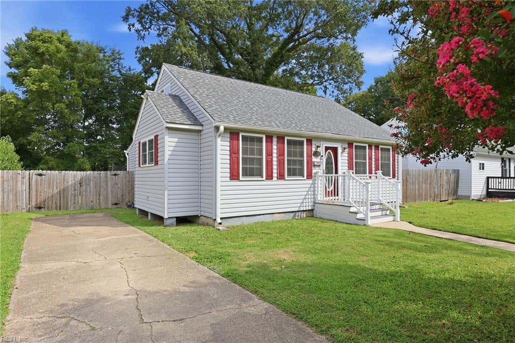 Photo of 5424 Ashby Street, Norfolk, VA 23502 (MLS # 10649112)