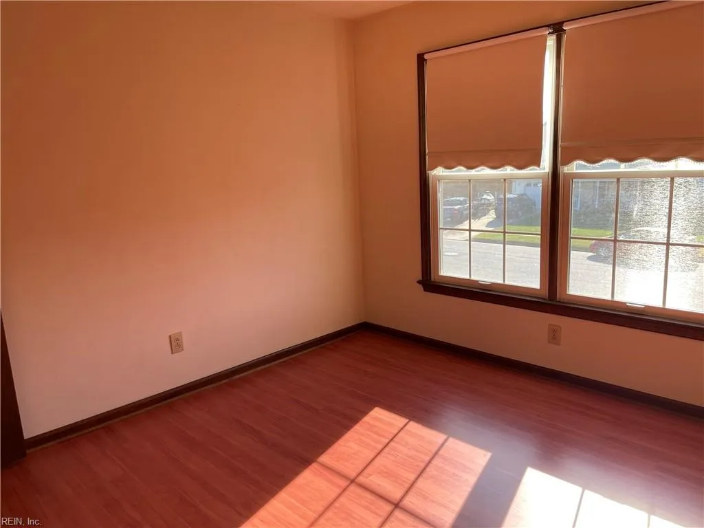 Virginia Beach, Virginia 23453, United States, 3 Bedrooms Bedrooms, ,3 BathroomsBathrooms,Residential,Active,256189