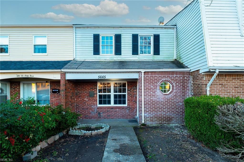 Photo of 5665 Dodington Court, Virginia Beach, VA 23462 (MLS # 10614598)