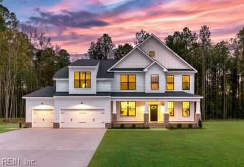 158 Hessian LOOP Chesapeake VA 23322