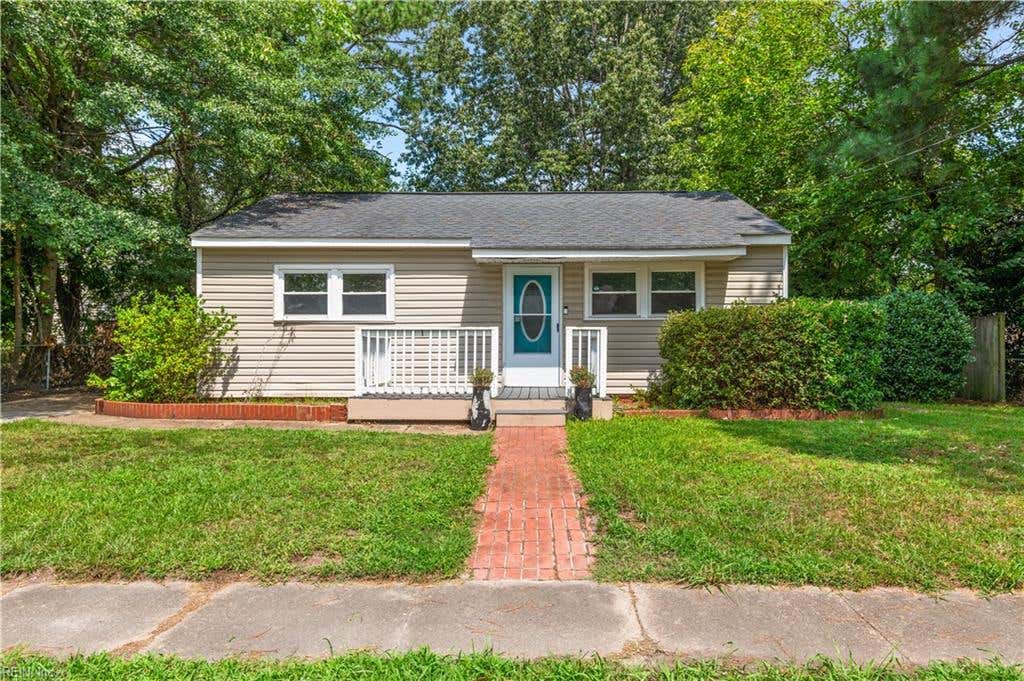 Photo of 2502 Livesay Road, Chesapeake, VA 23323 (MLS # 10650500)