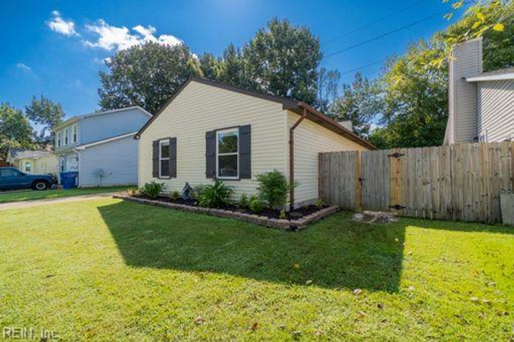 Photo of 1305 Chickadee Lane, Virginia Beach, VA 23451 (MLS # 10618834)