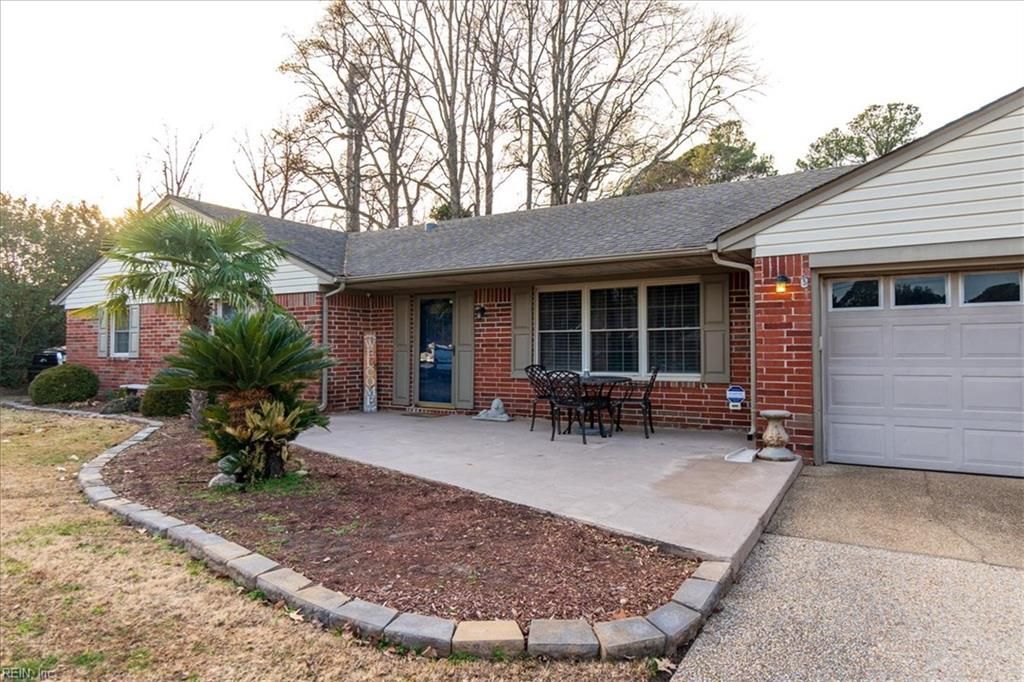 Photo of 2356 Court Circle, Virginia Beach, VA 23453 (MLS # 10615381)