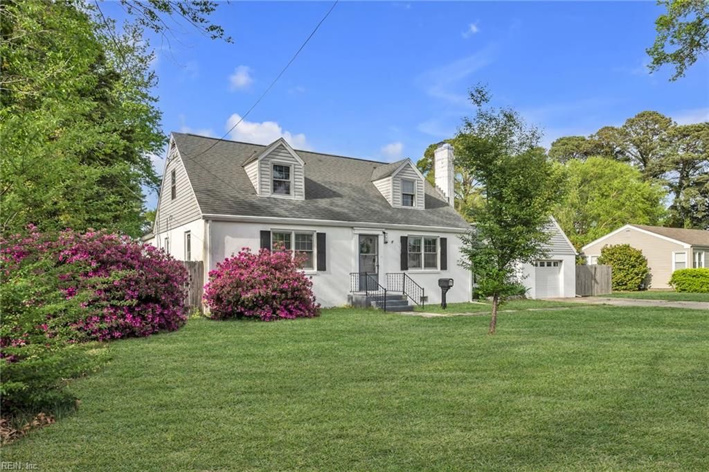 Photo of 700 Creamer Road, Norfolk, VA 23503 (MLS # 10628618)