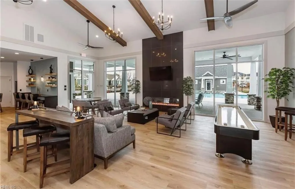 Suffolk, Virginia 23435, United States, 3 Bedrooms Bedrooms, ,3 BathroomsBathrooms,Residential,Pending,91078