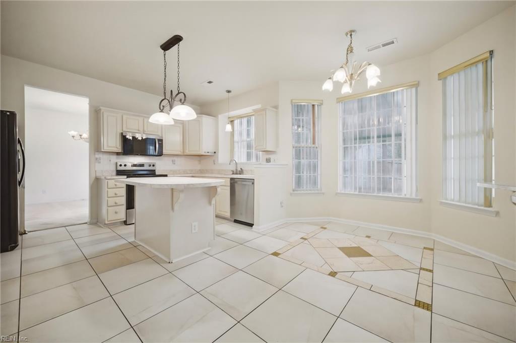 Photo of 3884 Donnington Drive, Virginia Beach, VA 23456 (MLS # 10654190)