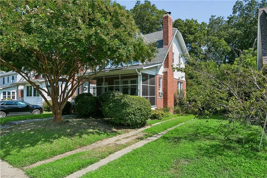 44 Cherry Avenue, Hampton, VA, 23661