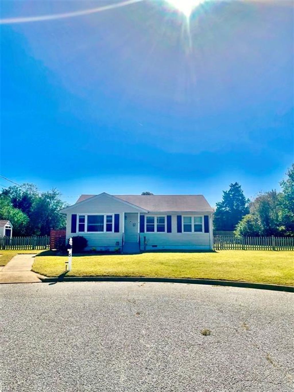 Photo of 5 Jules Circle, Newport News, VA 23601 (MLS # 10607552)