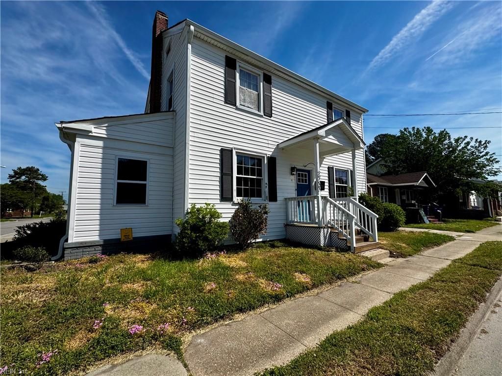 Photo of 2700 E Virginia Beach Boulevard, Norfolk, VA 23504 (MLS # 10630309)