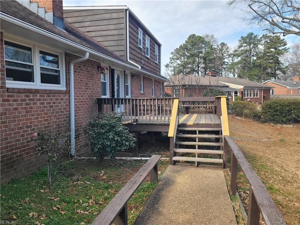 Photo of 1328 River Road Road, Suffolk, VA 23434 (MLS # 10622870)