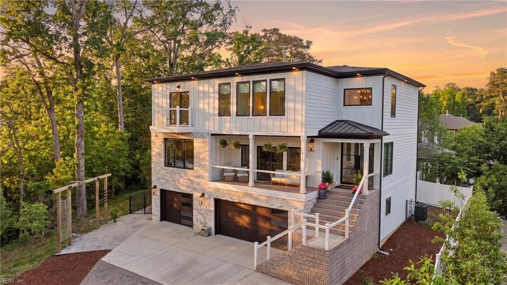 Photo of 1428 Palmetto Avenue, Virginia Beach, VA 23454 (MLS # 10633663)