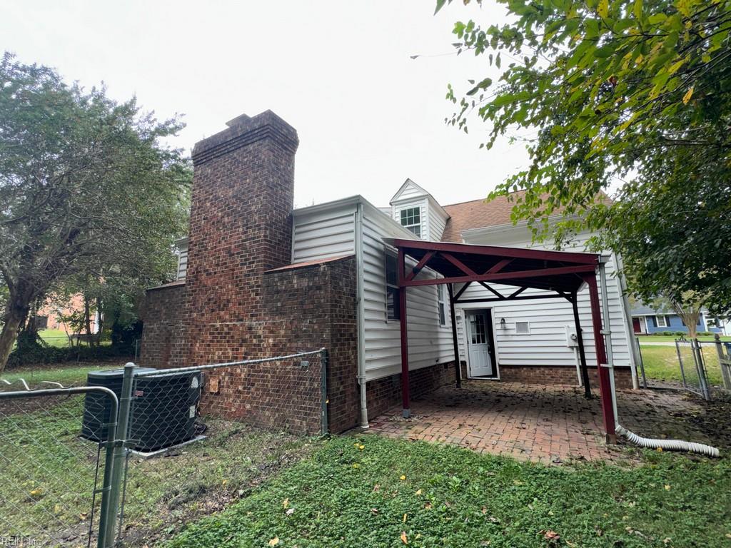 Photo of 118 Sandpiper Street, Newport News, VA 23602 (MLS # 10658468)