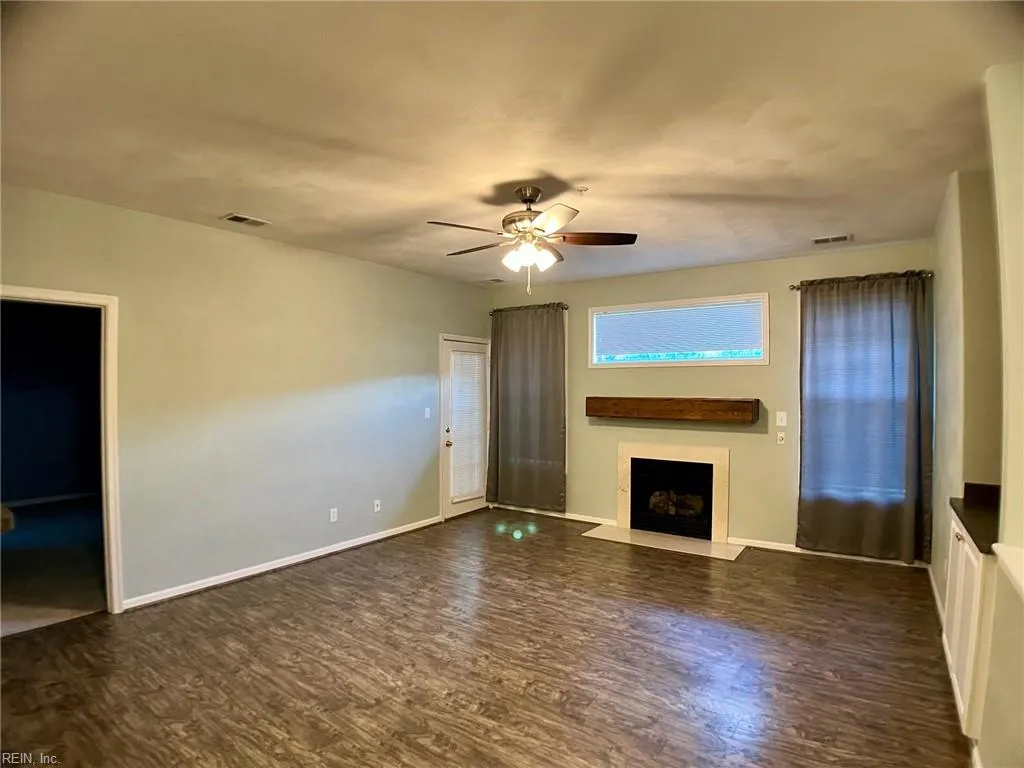 Virginia Beach, Virginia 23455, United States, 3 Bedrooms Bedrooms, ,2 BathroomsBathrooms,Residential,Active,206801