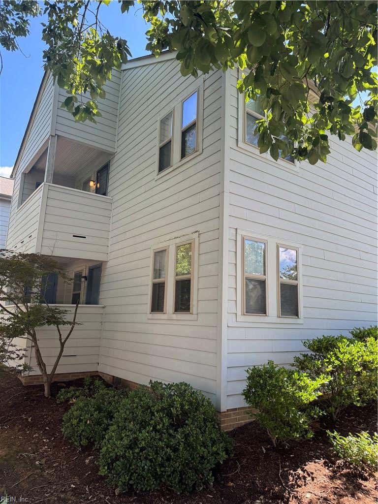 Photo of 900 Colley Avenue #1, Norfolk, VA 23507 (MLS # 10641676)