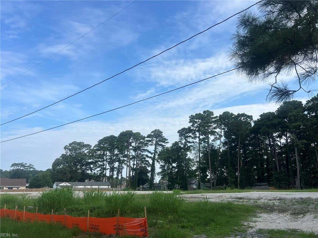 Photo of 1148 Sunlight Drive, Chesapeake, VA 23322 (MLS # 10648883)