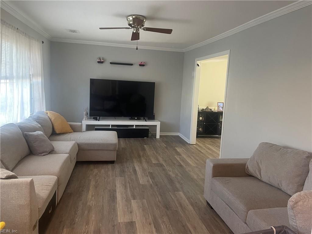 Photo of 344 De Laura Drive, Newport News, VA 23608 (MLS # 10619352)