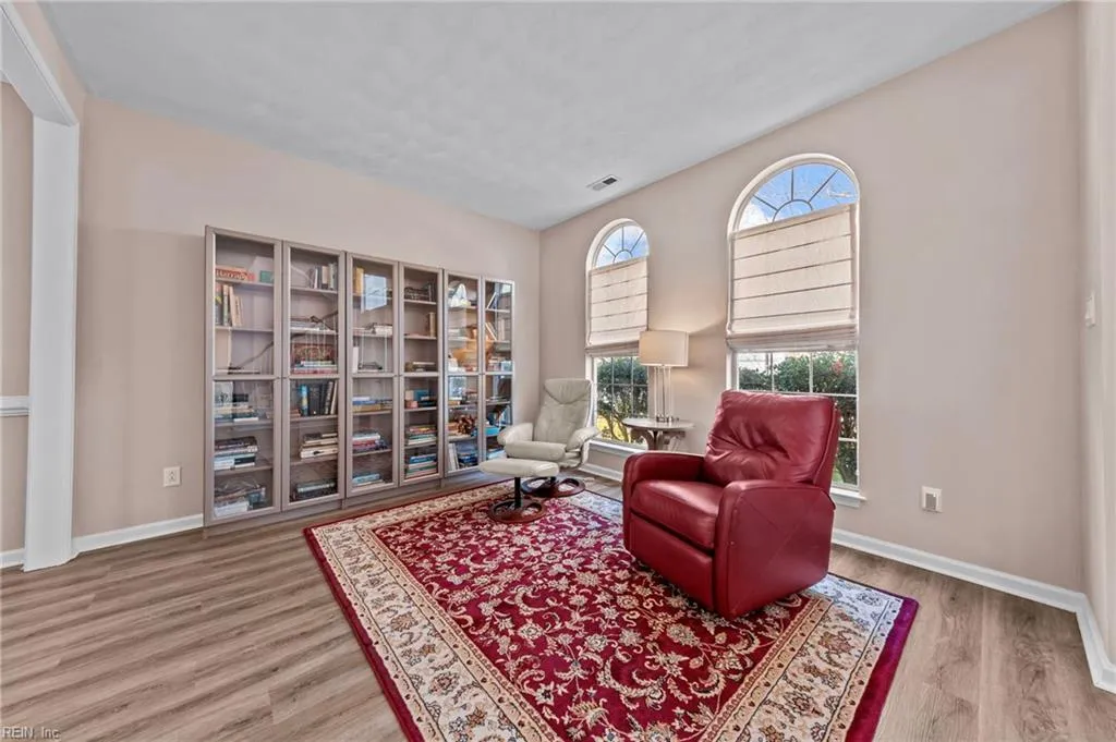 Virginia Beach, Virginia 23456, United States, 4 Bedrooms Bedrooms, ,3 BathroomsBathrooms,Residential,Pending,9157