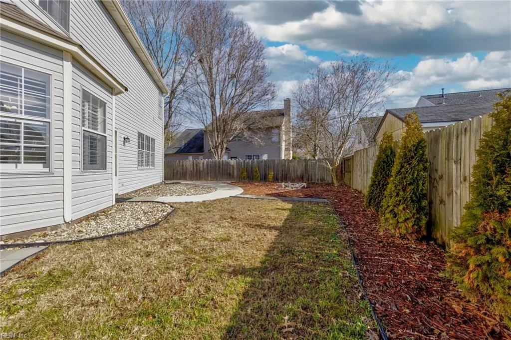 Virginia Beach, Virginia 23456, United States, 4 Bedrooms Bedrooms, ,3 BathroomsBathrooms,Residential,Pending,9157