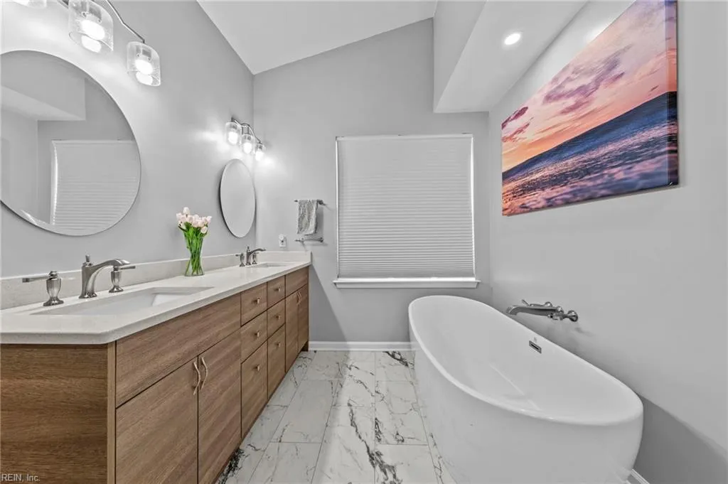 Virginia Beach, Virginia 23456, United States, 4 Bedrooms Bedrooms, ,3 BathroomsBathrooms,Residential,Pending,9157