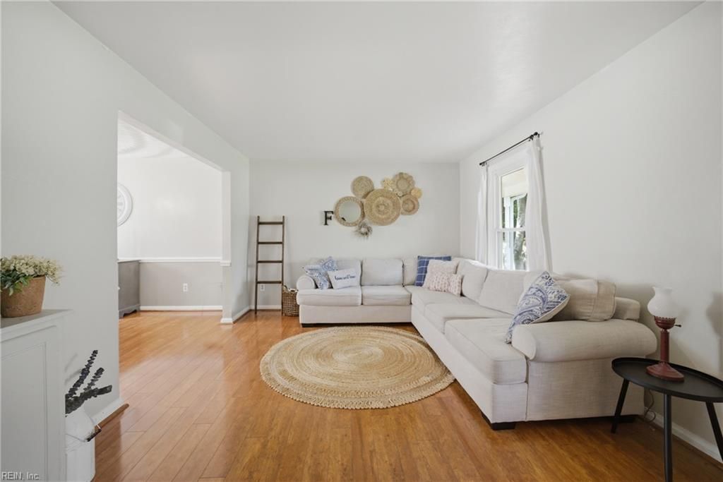 Photo of 101 Kings Point Drive, Suffolk, VA 23434 (MLS # 10632058)