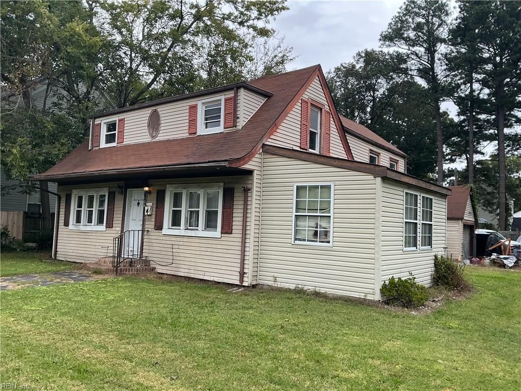 Photo of 106 Locust Avenue, Hampton, VA 23661 (MLS # 10614429)