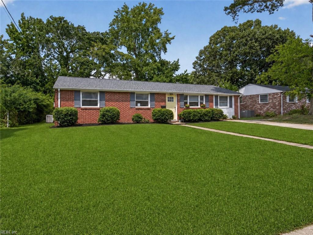 Photo of 1919 Seward Drive, Hampton, VA 23663 (MLS # 10650291)