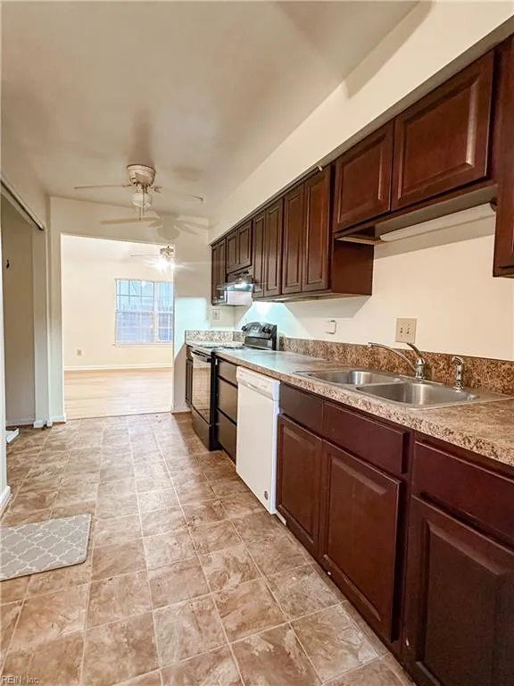 Norfolk, Virginia 23513, United States, 3 Bedrooms Bedrooms, ,2 BathroomsBathrooms,Residential,Active,251087