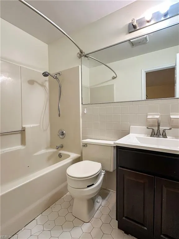 Norfolk, Virginia 23513, United States, 3 Bedrooms Bedrooms, ,2 BathroomsBathrooms,Residential,Active,251087