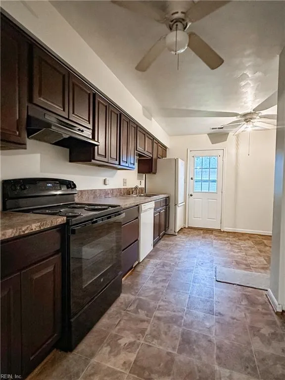 Norfolk, Virginia 23513, United States, 3 Bedrooms Bedrooms, ,2 BathroomsBathrooms,Residential,Active,251087