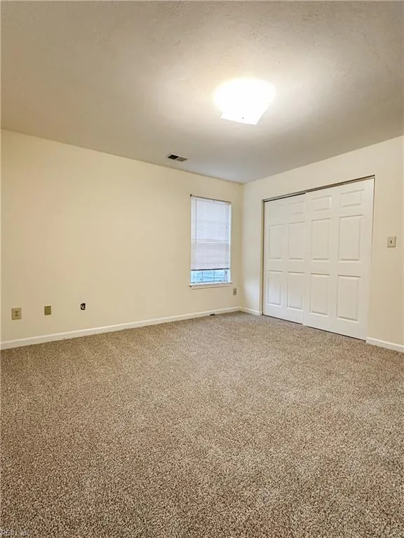 Norfolk, Virginia 23513, United States, 3 Bedrooms Bedrooms, ,2 BathroomsBathrooms,Residential,Active,251087