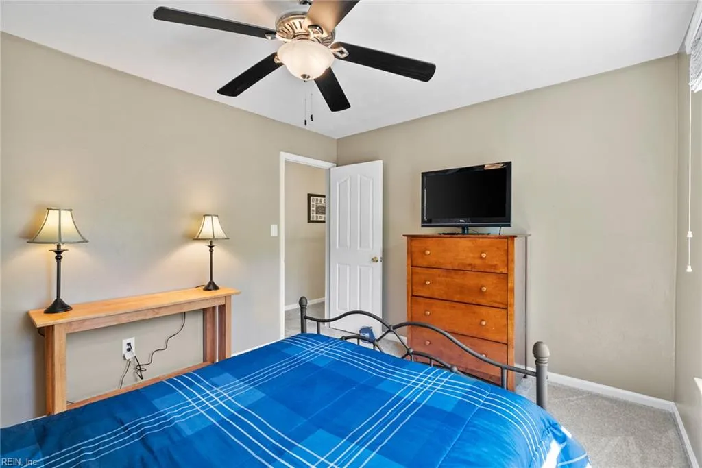 Virginia Beach, Virginia 23454, United States, 4 Bedrooms Bedrooms, ,3 BathroomsBathrooms,Residential,Pending,128438