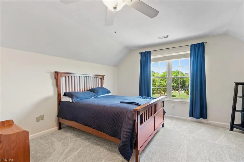 Virginia Beach, Virginia 23454, United States, 4 Bedrooms Bedrooms, ,3 BathroomsBathrooms,Residential,Pending,128438