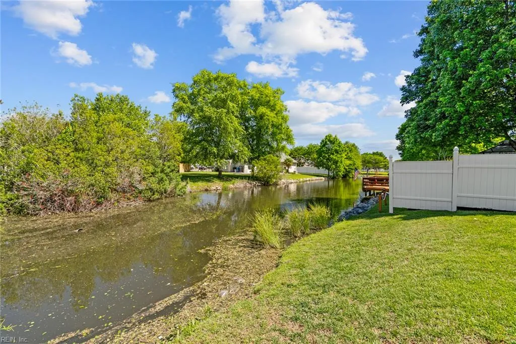 Virginia Beach, Virginia 23454, United States, 4 Bedrooms Bedrooms, ,3 BathroomsBathrooms,Residential,Pending,128438