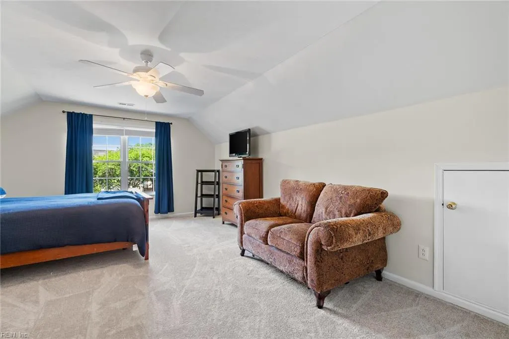 Virginia Beach, Virginia 23454, United States, 4 Bedrooms Bedrooms, ,3 BathroomsBathrooms,Residential,Pending,128438