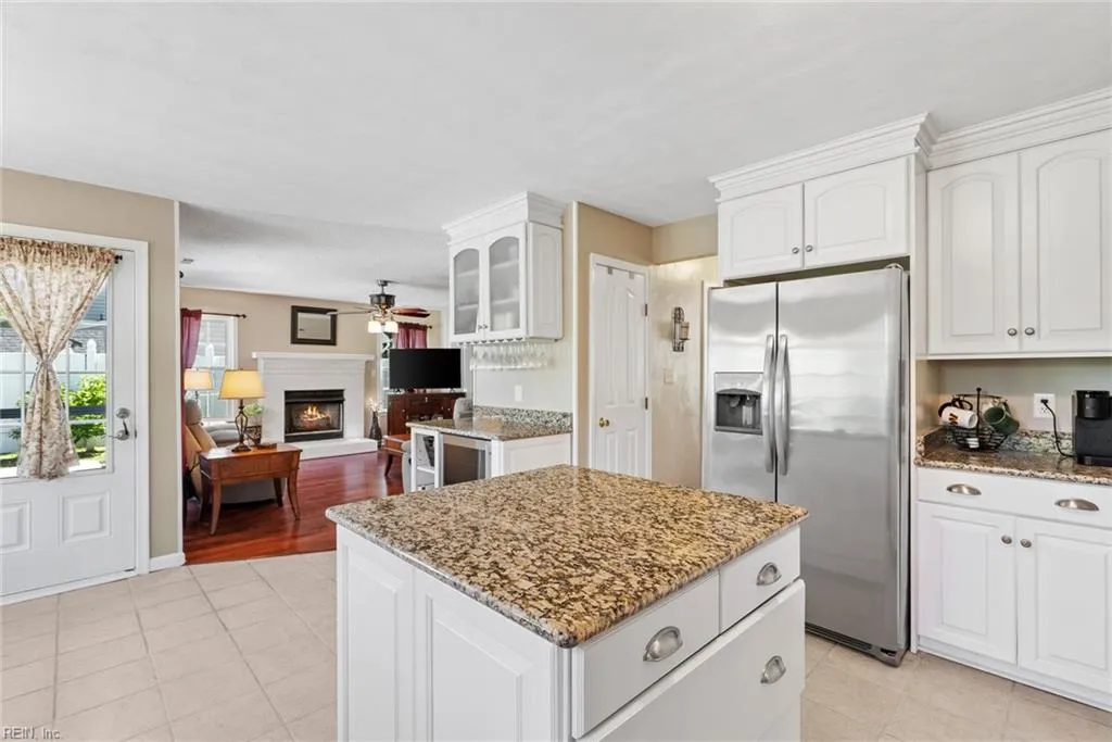 Virginia Beach, Virginia 23454, United States, 4 Bedrooms Bedrooms, ,3 BathroomsBathrooms,Residential,Pending,128438