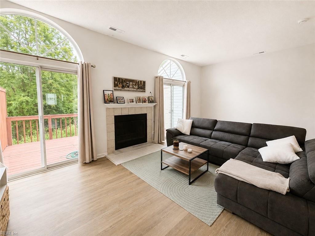 Photo of 3656 Essex Pond Quay, Virginia Beach, VA 23462 (MLS # 10650410)