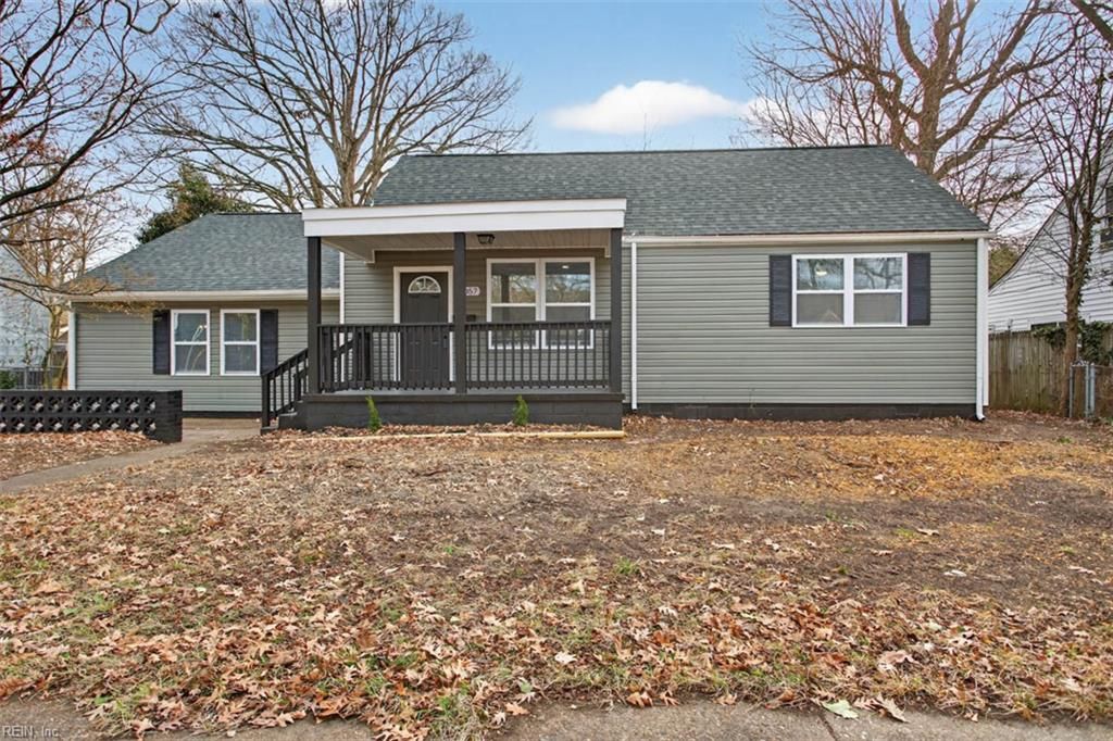 Photo of 1057 Dune Street, Norfolk, VA 23503 (MLS # 10615331)