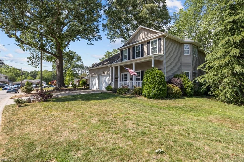 Photo of 3608 Royal Palm Arch, Virginia Beach, VA 23452 (MLS # 10631329)