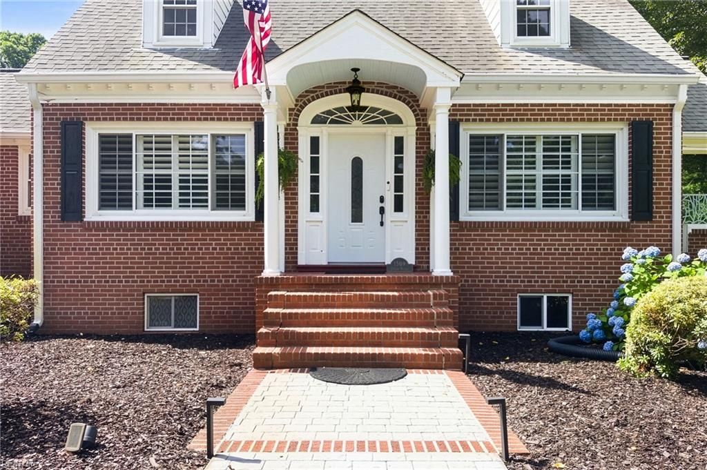 Photo of 1509 Condor Avenue, Norfolk, VA 23518 (MLS # 10639635)