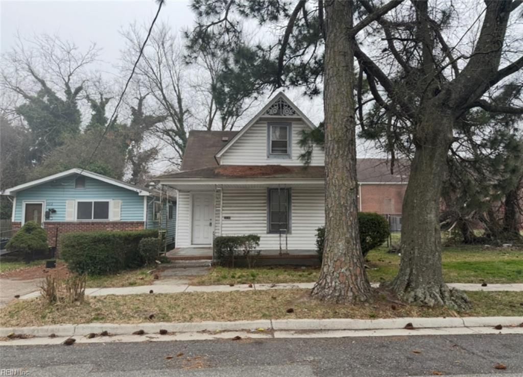 Photo of 1210 33rd Street, Newport News, VA 23607 (MLS # 10624502)