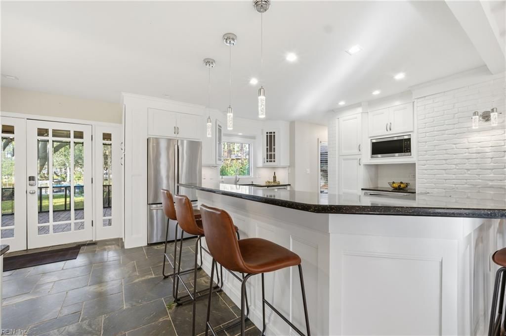 Photo of 1312 Pamela Place, Norfolk, VA 23509 (MLS # 10612902)