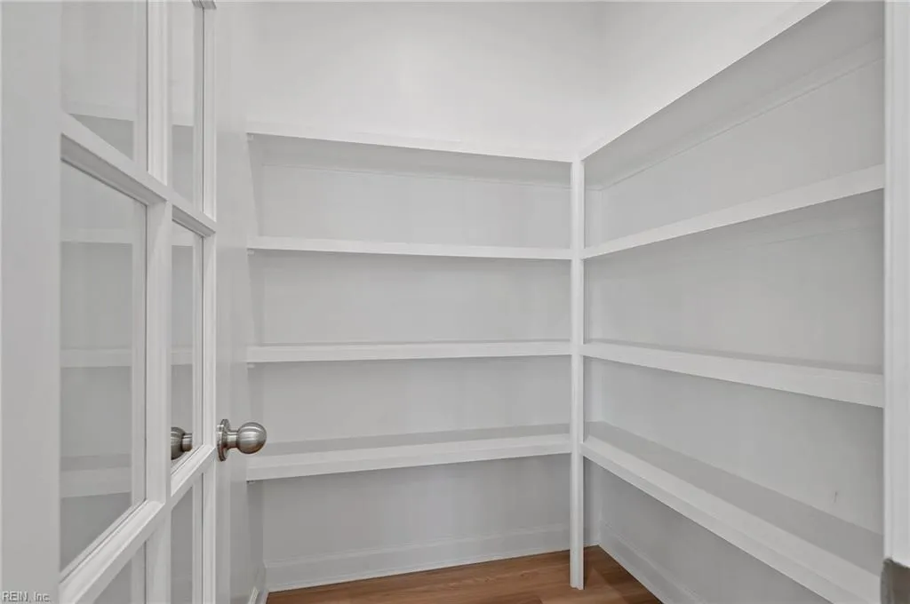 Virginia Beach, Virginia 23451, United States, 5 Bedrooms Bedrooms, ,4 BathroomsBathrooms,Residential,Pending,34153