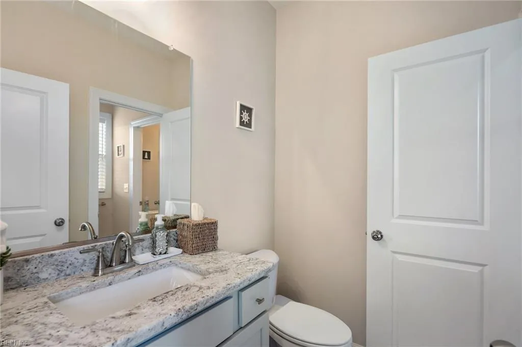 Virginia Beach, Virginia 23451, United States, 5 Bedrooms Bedrooms, ,4 BathroomsBathrooms,Residential,Pending,34153