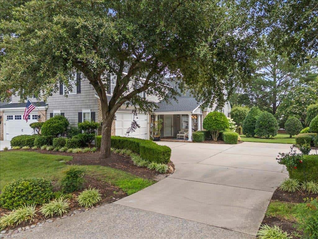 Photo of 2320 Brownshire Trail, Virginia Beach, VA 23456 (MLS # 10645526)