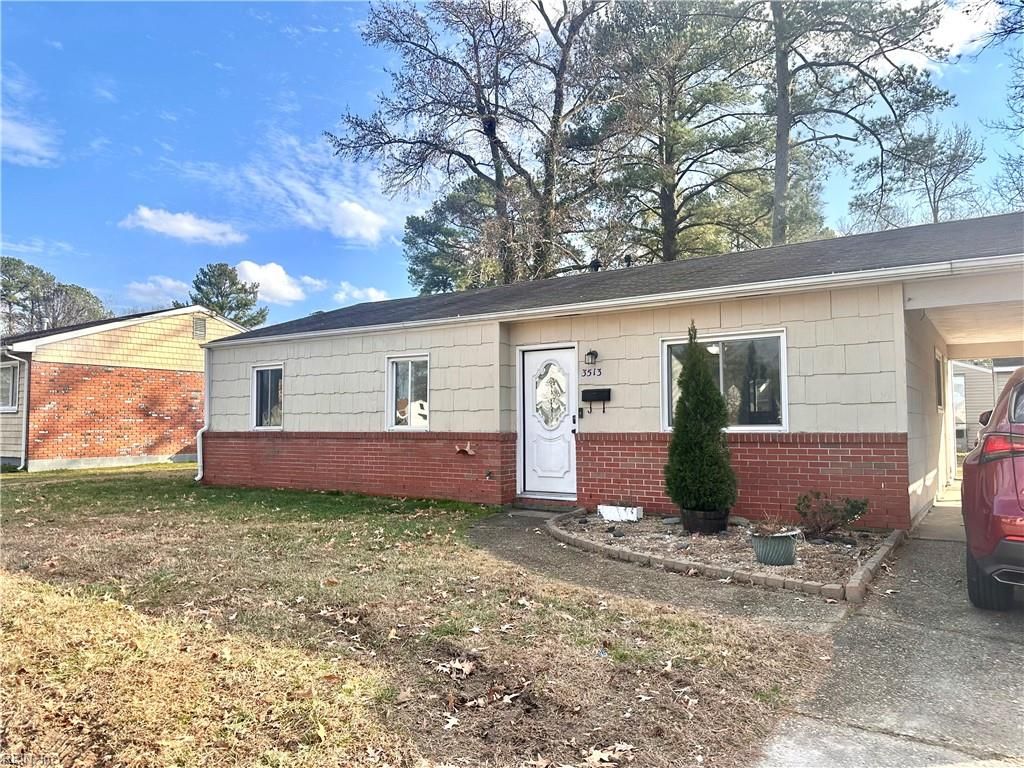 Photo of 3513 S Plaza Trail Trail, Virginia Beach, VA 23452 (MLS # 10615812)