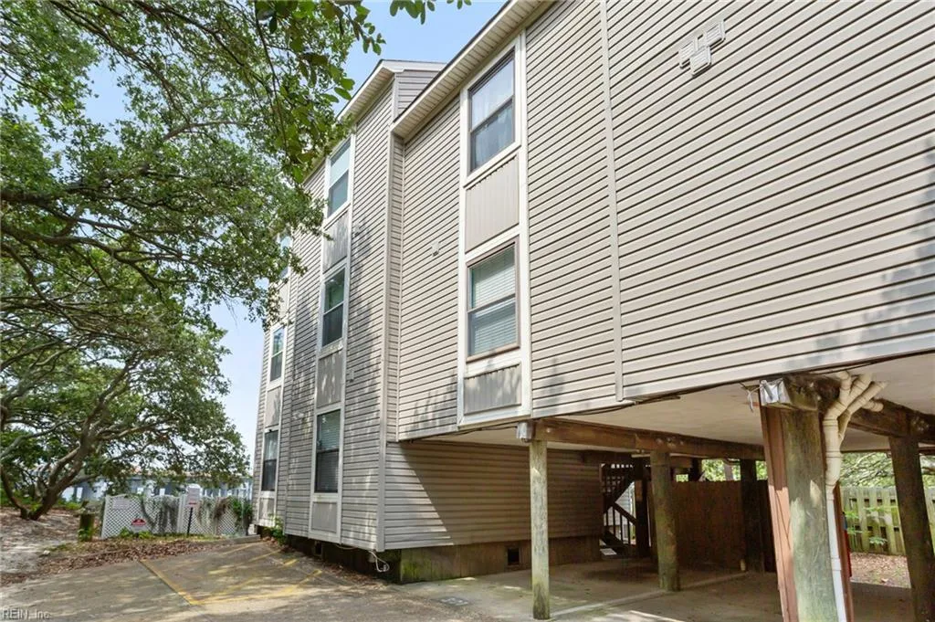 Norfolk, Virginia 23503, United States, 2 Bedrooms Bedrooms, ,2 BathroomsBathrooms,Residential,Active,162190