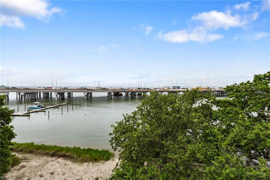 Norfolk, Virginia 23503, United States, 2 Bedrooms Bedrooms, ,2 BathroomsBathrooms,Residential,Active,162190