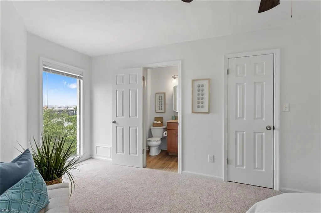 Norfolk, Virginia 23503, United States, 2 Bedrooms Bedrooms, ,2 BathroomsBathrooms,Residential,Active,162190